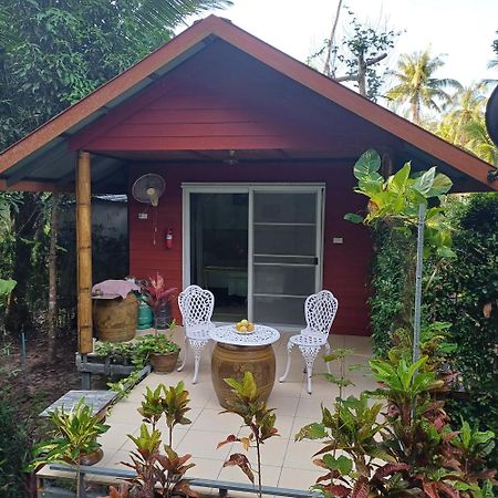 Pink Kangaroo Bungalows Ko Kut Екстер'єр фото