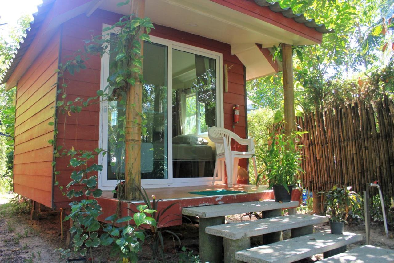 Pink Kangaroo Bungalows Ko Kut Екстер'єр фото