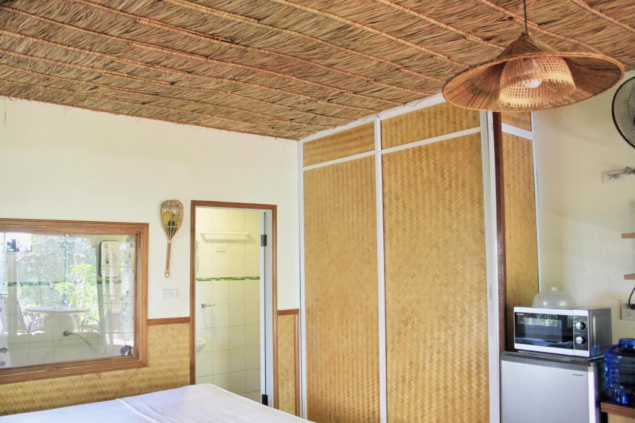 Pink Kangaroo Bungalows Ko Kut Екстер'єр фото